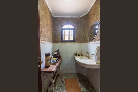 Casa à venda com 397m², 5 quartos e 4 vagasLavabo