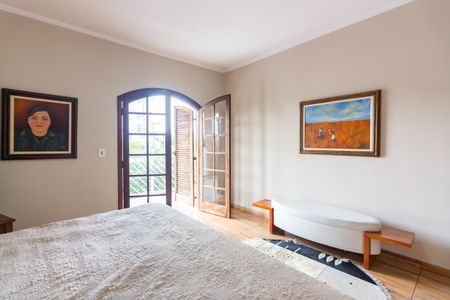 Casa à venda com 397m², 5 quartos e 4 vagasSuíte 2