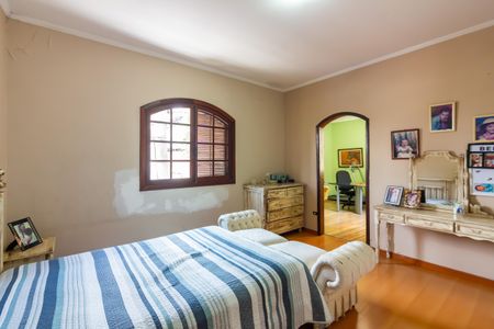 Casa à venda com 397m², 5 quartos e 4 vagasQuarto 6