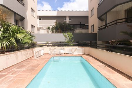 Apartamento à venda com 34m², 1 quarto e 1 vagaCondomínio - Piscina 
