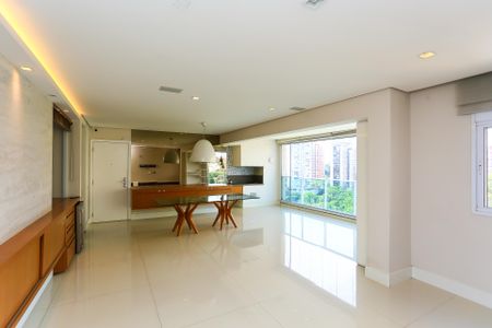 Sala de apartamento à venda com 3 quartos, 129m² em Paraíso do Morumbi, São Paulo