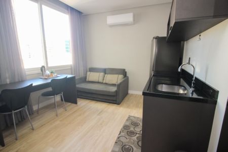 Sala/Cozinha de kitnet/studio para alugar com 1 quarto, 30m² em Centro Histórico, Porto Alegre