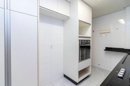 Apartamento à venda com 89m², 2 quartos e 2 vagasCozinha