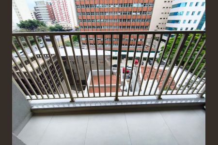 Studio para alugar com 24m², 1 quarto e sem vaga Studio para alugar com 24m², 1 quarto e sem vagaVaranda