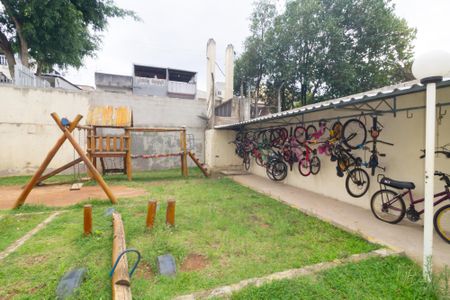 Apartamento para alugar com 65m², 2 quartos e sem vaga Apartamento para alugar com 65m², 2 quartos e sem vagaÁrea comum - Playground