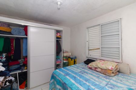 Quarto 2 de apartamento para alugar com 2 quartos, 65m² em Conjunto Residencial José Bonifácio, São Paulo
