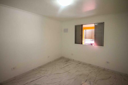 Casa para alugar com 1 quarto, 190m² em Jardim Catarina, São Paulo