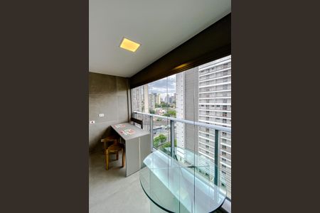 Varanda de kitnet/studio para alugar com 1 quarto, 30m² em Vila Mariana, São Paulo