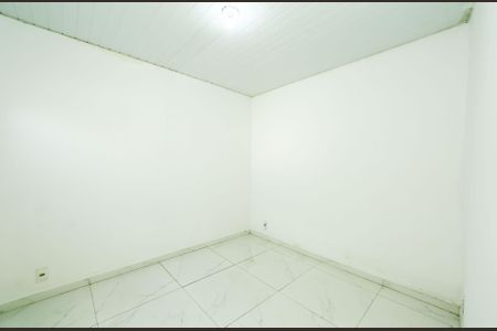 QUARTO2 de casa para alugar com 2 quartos, 130m² em Carlos Prates, Belo Horizonte