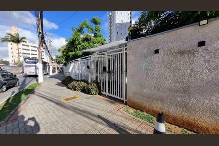 Apartamento à venda com 40m², 2 quartos e 1 vaga Apartamento à venda com 40m², 2 quartos e 1 vagaFachada do Prédio