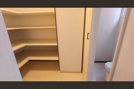 Apartamento à venda com 58m², 2 quartos e 1 vagaQuarto de Serviço