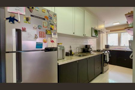 Apartamento à venda com 58m², 2 quartos e 1 vagaCozinha