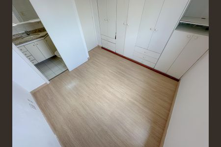 Apartamento à venda com 73m², 3 quartos e 2 vagasSuíte