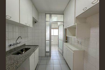 Apartamento à venda com 73m², 3 quartos e 2 vagasCozinha