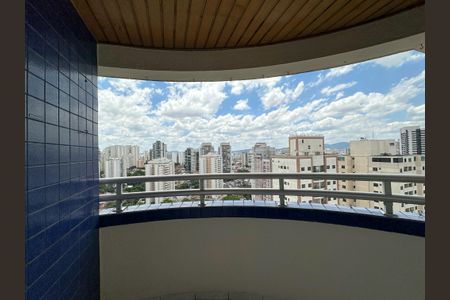 Apartamento à venda com 73m², 3 quartos e 2 vagasVaranda