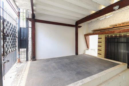 Casa à venda com 125m², 3 quartos e 1 vaga Casa à venda com 125m², 3 quartos e 1 vagaGaragem