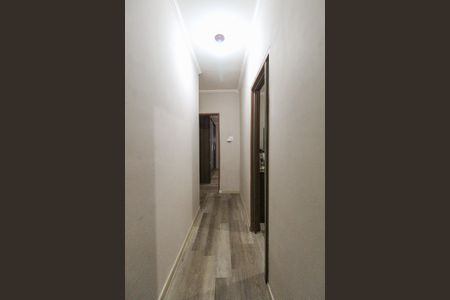 Casa à venda com 125m², 3 quartos e 1 vaga Casa à venda com 125m², 3 quartos e 1 vagaCorredor