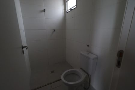 Apartamento para alugar com 56m², 2 quartos e 1 vaga Apartamento para alugar com 56m², 2 quartos e 1 vagaBanheiro da Suíte