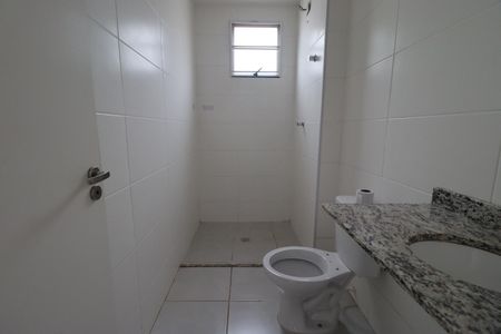 Apartamento para alugar com 56m², 2 quartos e 1 vaga Apartamento para alugar com 56m², 2 quartos e 1 vagaBanheiro