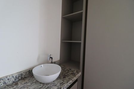 Apartamento para alugar com 56m², 2 quartos e 1 vaga Apartamento para alugar com 56m², 2 quartos e 1 vagaBanheiro da Suíte