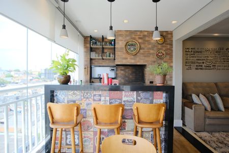 Apartamento à venda com 83m², 2 quartos e 2 vagasVaranda