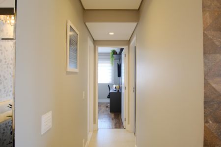 Apartamento à venda com 83m², 2 quartos e 2 vagasCorredor