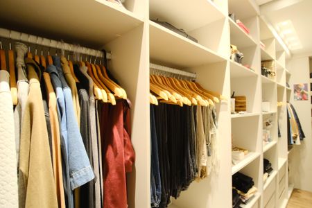Apartamento à venda com 83m², 2 quartos e 2 vagasCloset da Suíte
