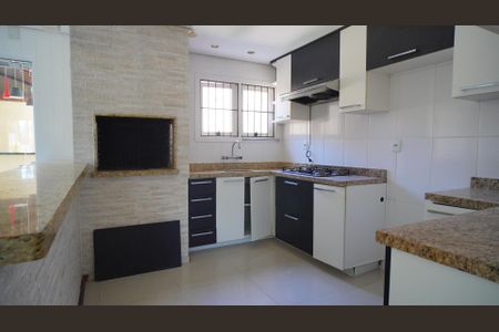 Casa à venda com 145m², 3 quartos e 2 vagas Casa à venda com 145m², 3 quartos e 2 vagasCozinha