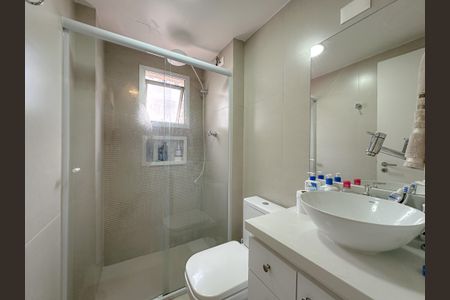 Apartamento à venda com 52m², 2 quartos e 1 vaga Apartamento à venda com 52m², 2 quartos e 1 vagaBanheiro