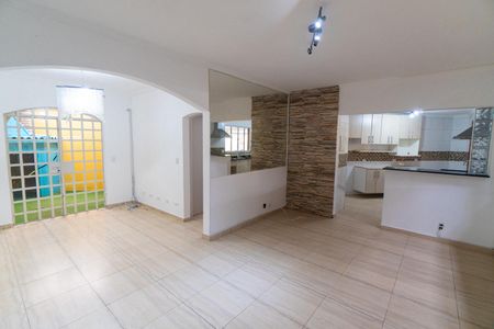 Sala de casa à venda com 3 quartos, 168m² em Jabaquara, São Paulo