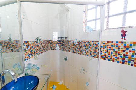 Casa à venda com 168m², 3 quartos e 2 vagasBanheiro Social