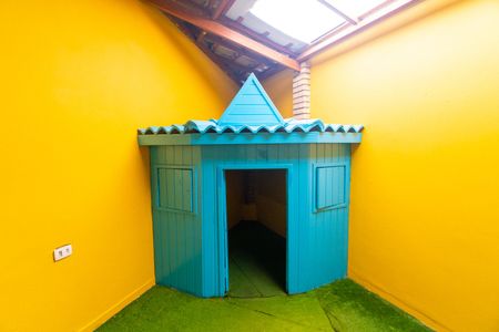 Casa à venda com 168m², 3 quartos e 2 vagasQuintal 2