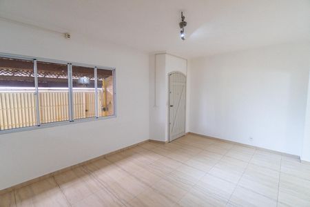 Casa à venda com 168m², 3 quartos e 2 vagasSala