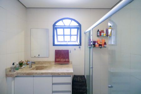 Casa à venda com 100m², 2 quartos e 1 vaga Casa à venda com 100m², 2 quartos e 1 vagaBanheiro