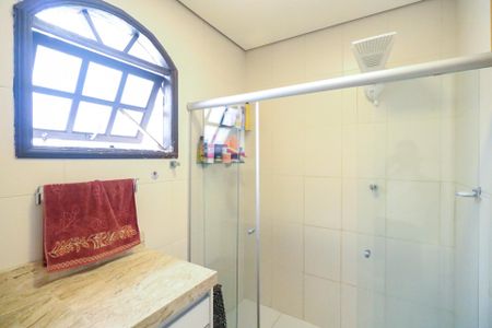 Casa à venda com 100m², 2 quartos e 1 vaga Casa à venda com 100m², 2 quartos e 1 vagaBanheiro