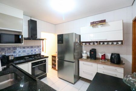 Casa à venda com 100m², 2 quartos e 1 vaga Casa à venda com 100m², 2 quartos e 1 vagaCozinha