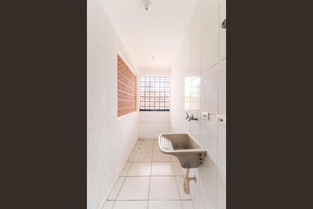 Casa de condomínio à venda com 92m², 3 quartos e 1 vagaÁrea de Serviço