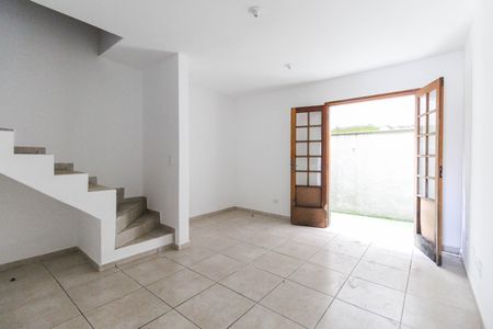 Sala de casa de condomínio à venda com 3 quartos, 92m² em Itaquera, São Paulo