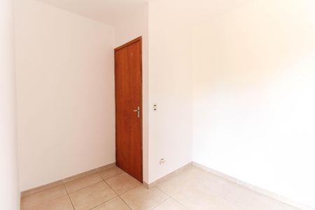 Casa de condomínio à venda com 92m², 3 quartos e 1 vagaQuarto 2