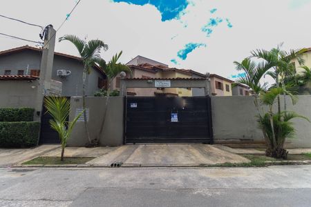 Casa de condomínio à venda com 92m², 3 quartos e 1 vagaFachada