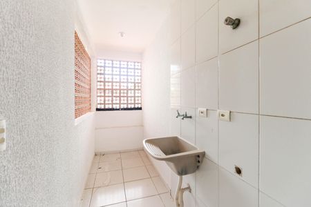 Casa de condomínio à venda com 92m², 3 quartos e 1 vagaÁrea de Serviço