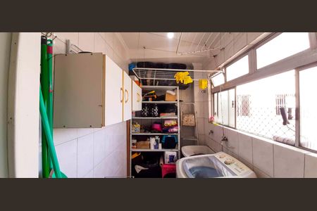 Apartamento à venda com 68m², 2 quartos e 1 vagaÁrea de Serviço