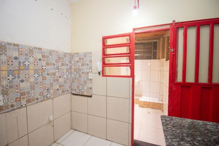 Casa para alugar com 65m², 2 quartos e sem vaga Casa para alugar com 65m², 2 quartos e sem vagaCozinha e Área de Serviço