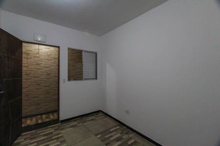 Casa para alugar com 2 quartos, 100m² em Vila Industrial, São Paulo