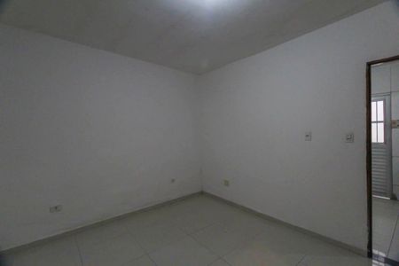 Casa para alugar com 2 quartos, 100m² em Vila Industrial, São Paulo