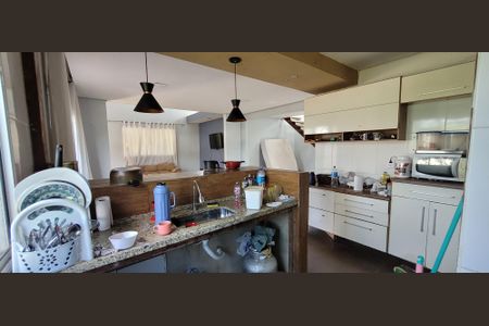 Casa para alugar com 320m², 2 quartos e 5 vagascozinha