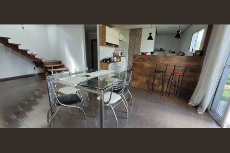 Casa para alugar com 320m², 2 quartos e 5 vagascopa 