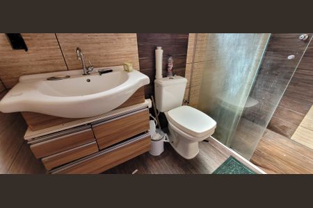 Casa para alugar com 320m², 2 quartos e 5 vagasbanheiro