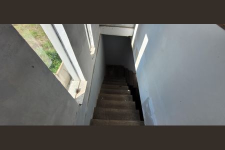 Casa para alugar com 320m², 2 quartos e 5 vagasescada