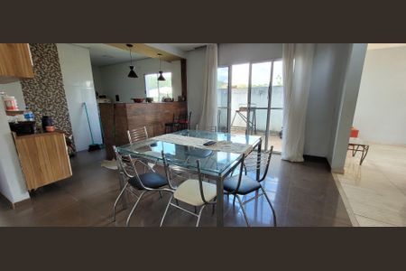 Casa para alugar com 320m², 2 quartos e 5 vagascopa 